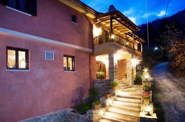 La Casa Rossa Hotell Prínos Eksteriør bilde